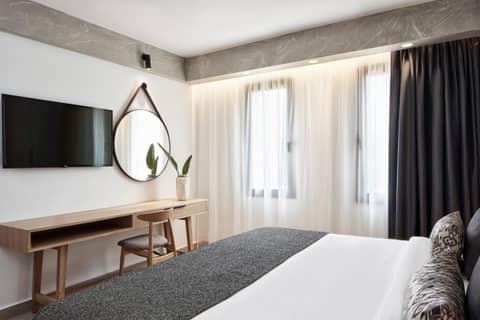 Atlantica Caldera Palace — hotel room