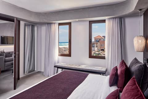 Atlantica Caldera Palace — bedroom