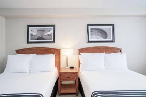 Sandman Hotel & Suites Calgary West — photo 6