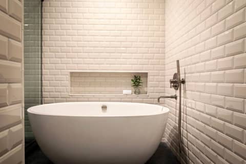 Kimpton Hotel Monaco Denver by IHG — bathroom