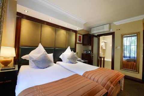 The Premier Notting Hill — hotel room