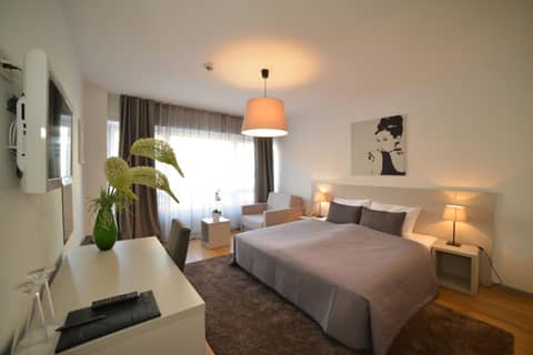 Garden Hotel — hotel room