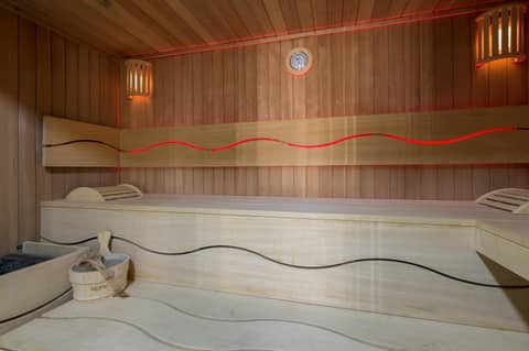 9Hotel Paquis — recepcion & lobby