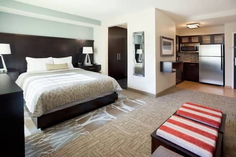 Staybridge Suites Dearborn MI by IHG — photo 8