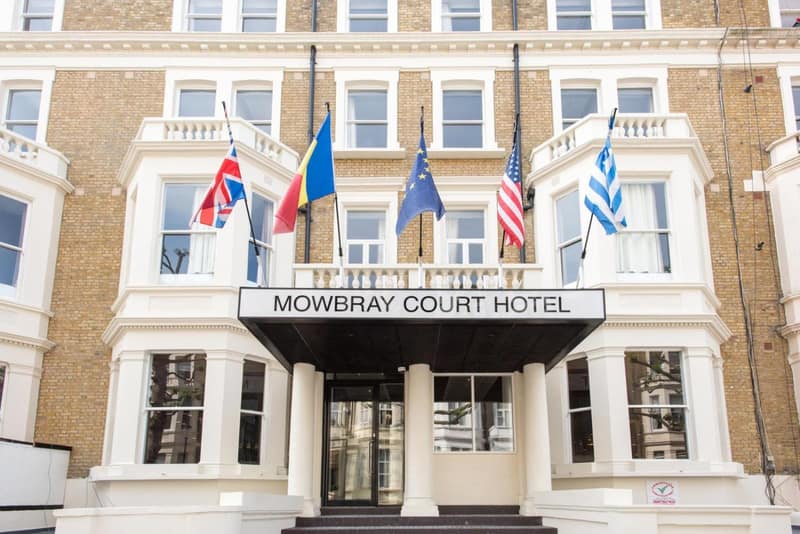 Mowbray Court Hotel — building
