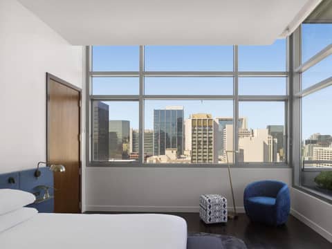 Alma San Diego Downtown, a Tribute Portfolio Hotel — hotel room