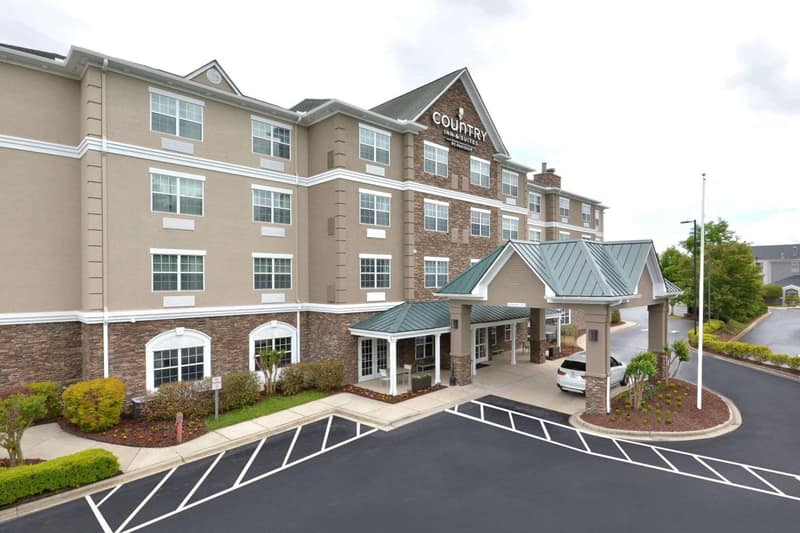 Country Inn & Suites by Radisson, Asheville West near Biltmore — building
