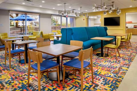 Hampton Inn By Hilton St Louis Airport — photo 8