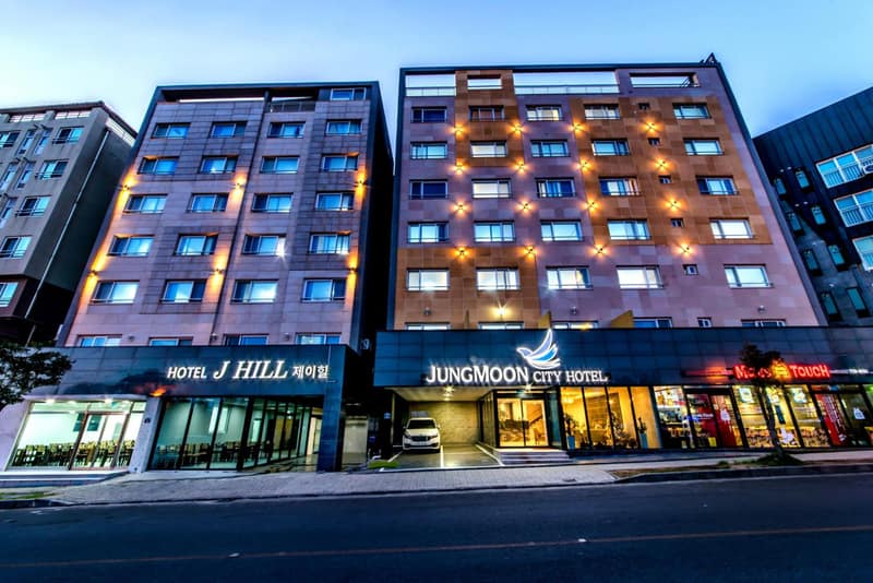 Jungmoon City Hotel & J-hill Hotel — building