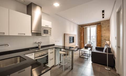 Mon Suites San Martin — kitchen