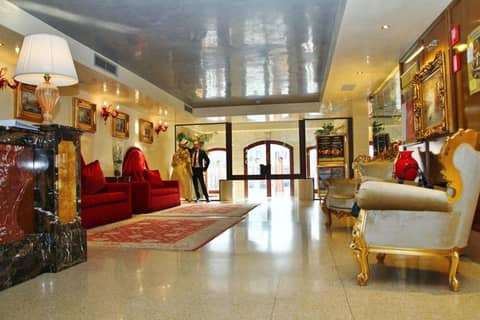 Pesaro Palace — recepcion & lobby