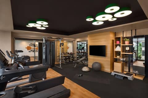 Moxy Mumbai Andheri West — activities & amenities