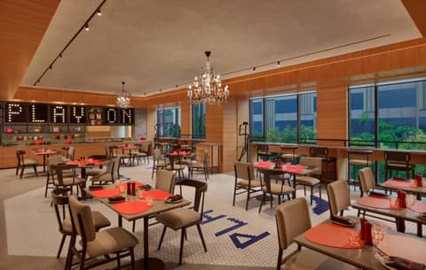 Moxy Mumbai Andheri West — dining