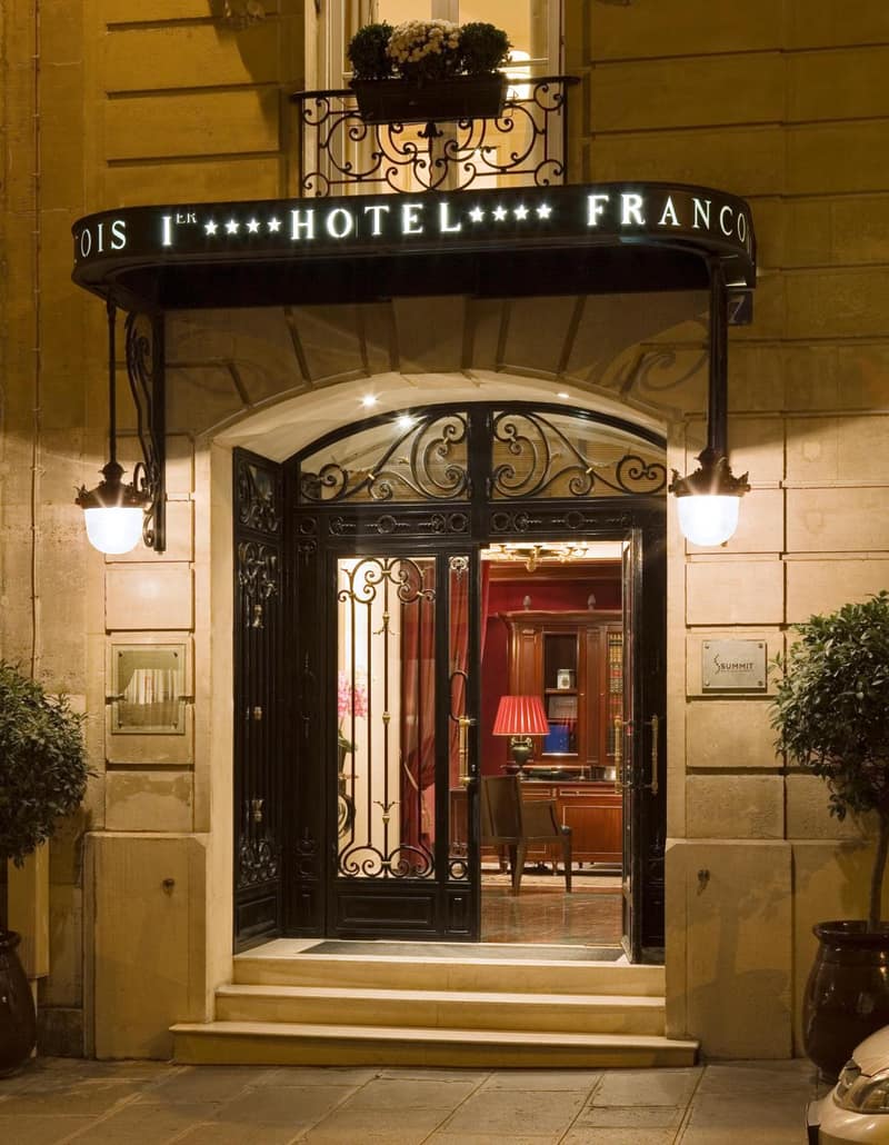 Francois 1er — building