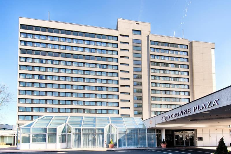 Crowne Plaza Frankfurt Congress Hotel by IHG — building
