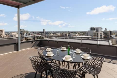 Meriton Suites Waterloo — photo 6