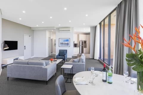 Meriton Suites Waterloo — photo 8