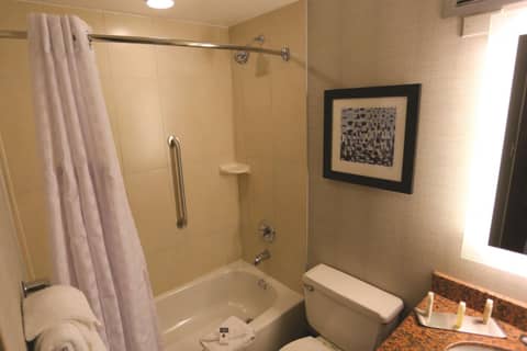 Wyndham Garden Westlake — photo 9