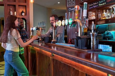Holiday Inn London Bloomsbury by IHG — bar