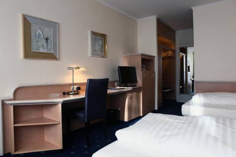 Hotel Ambiente Garni — hotel room