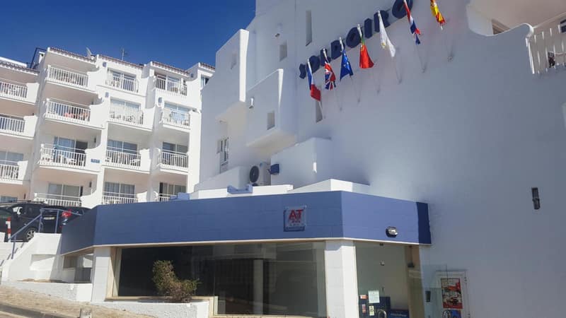 Apartamentos Turisticos Soldoiro — building