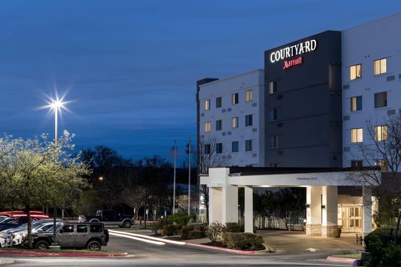 Courtyard by Marriott Austin Parmer Tech Ridge — building