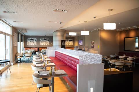 Premier Inn Doha Education City — photo 4