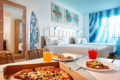 Universal's Endless Summer Resort - Surfside Inn and Suites — photo 4