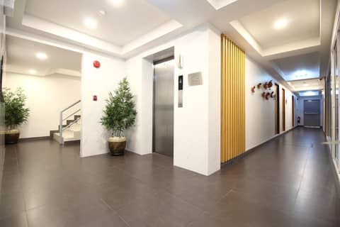 Super OYO 483 Pannee Hotel Khaosan — recepcion & lobby