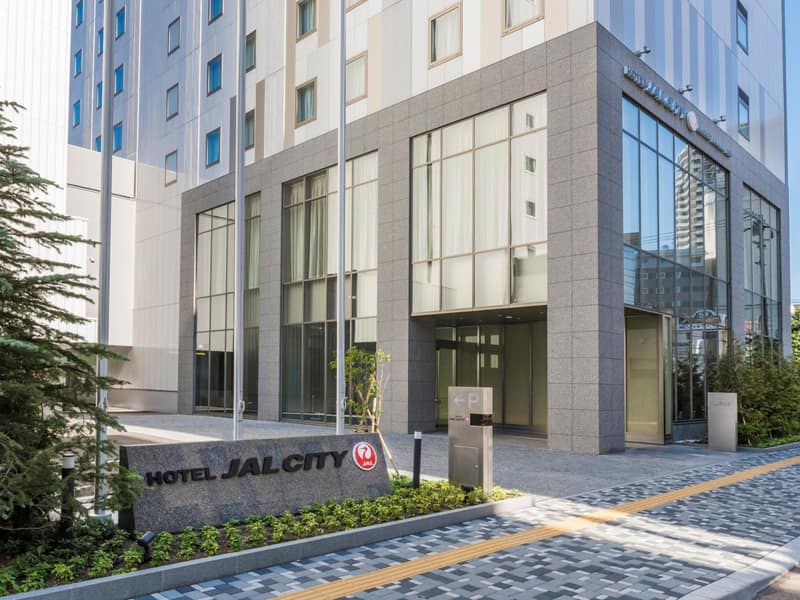 Hotel JAL City Sapporo Nakajima Park — building