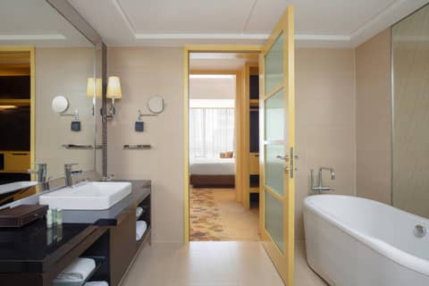 Courtyard by Marriott Shanghai Central — photo 5
