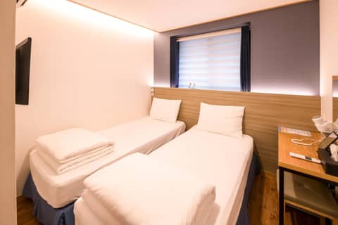 MAMA Guesthouse Haeundae — hotel room