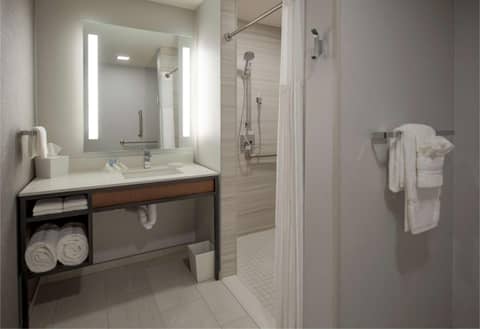 DoubleTree by Hilton Dallas Near the Galleria — photo 8