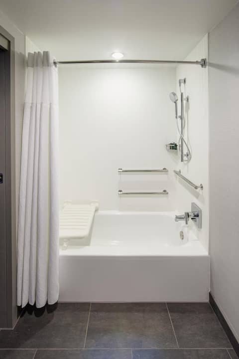 Courtyard by Marriott Chicago Downtown/River North — photo 6