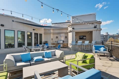 Kasa Dilworth Charlotte — roof