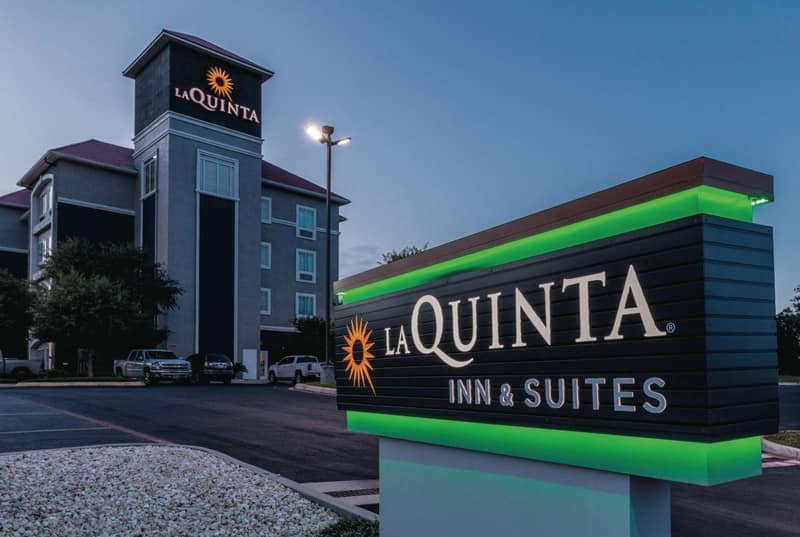 La Quinta by Wyndham San Antonio Northwest — building