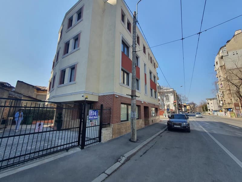 Dacia Residence Apartments — building