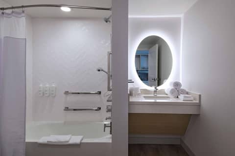 TownePlace Suites by Marriott Brentwood — photo 9