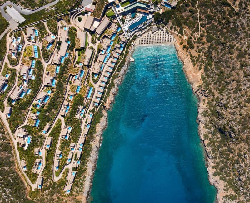 Daios Cove — building