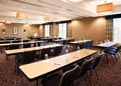 Cambria Hotel Columbus - Polaris — photo 4