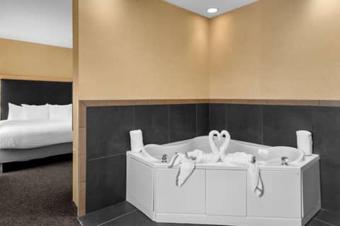 Cambria Hotel Columbus - Polaris — photo 5