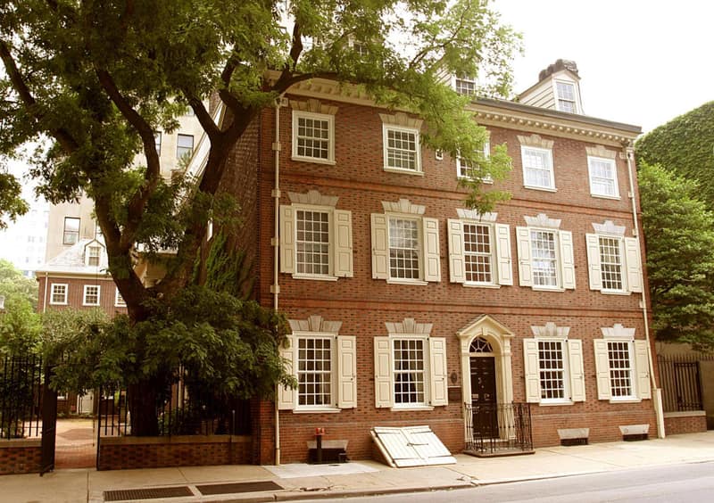 Morris House Hotel — building