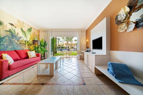 Bull Vital Suites & Spa Boutique Hotel - Only Adults — photo 9
