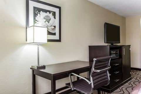 Red Lion Hotel Charlotte — photo 5
