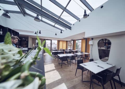 Maison Nô — dining