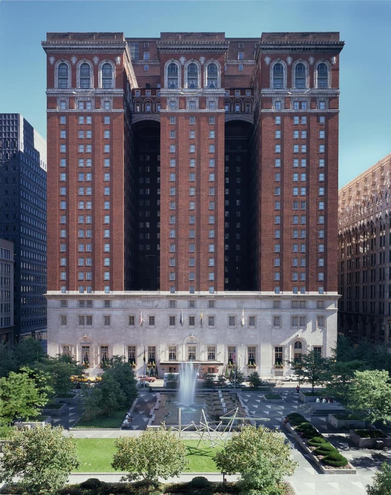 Omni William Penn Hotel — building