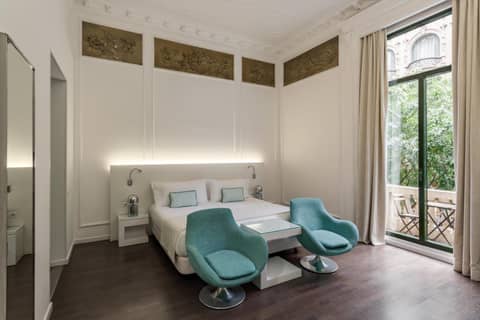 Room Mate Carla Barcelona — bedroom