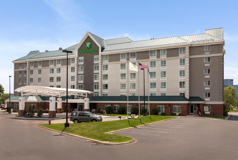 Holiday Inn - Bloomington W MSP Airport Area by IHG — building