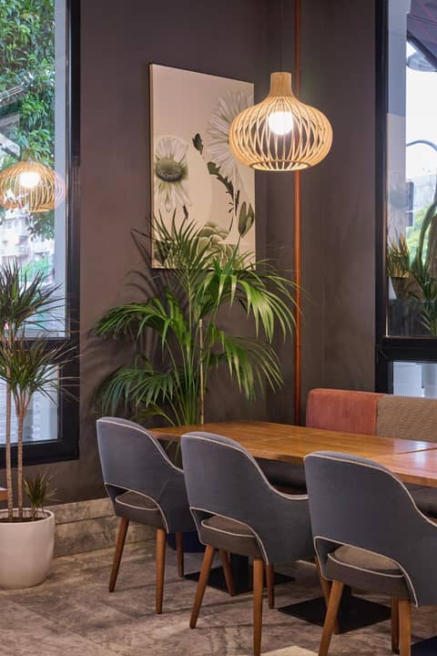 Hotel Malcom and Barret — dining