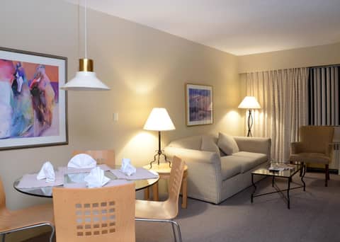 Rosellen Suites at Stanley Park — photo 8